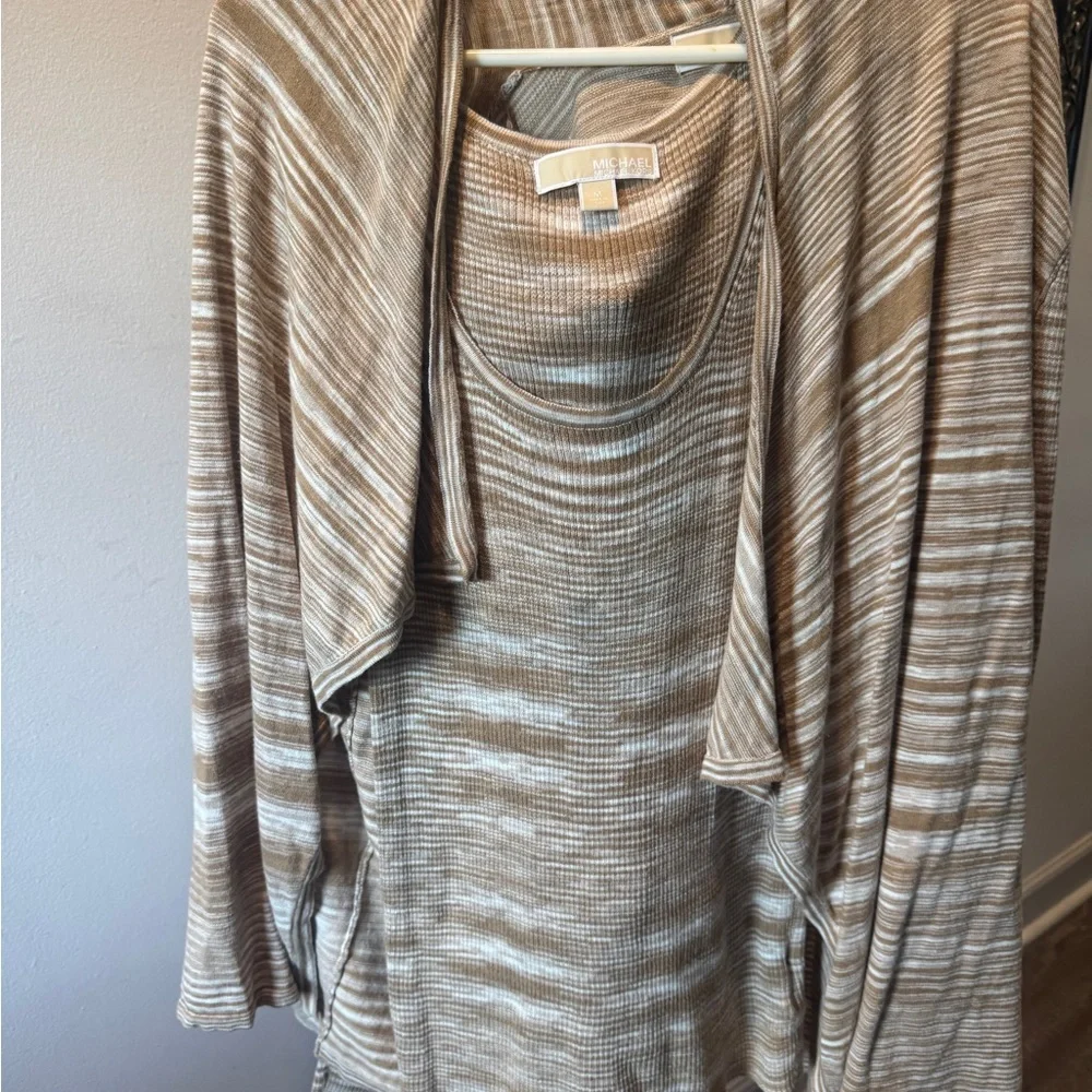 Michael Kors Beige Striped Women's‎ Sweater Set (Medium)